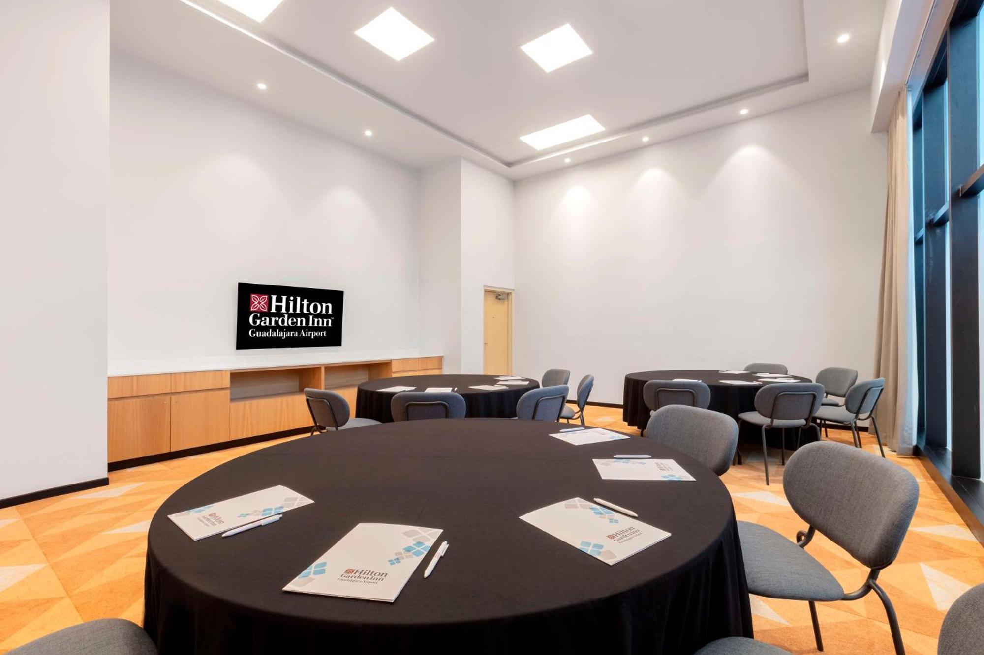Hilton Garden Inn Guadalajara Airport El Zapote  Eksteriør bilde