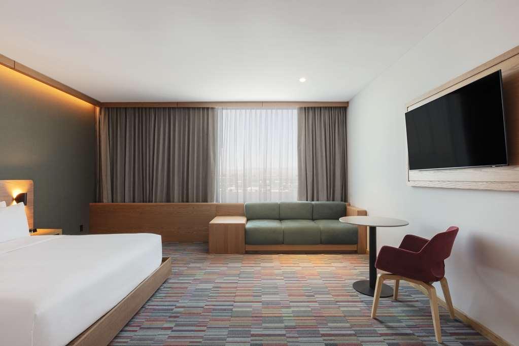 Hilton Garden Inn Guadalajara Airport El Zapote  Rom bilde